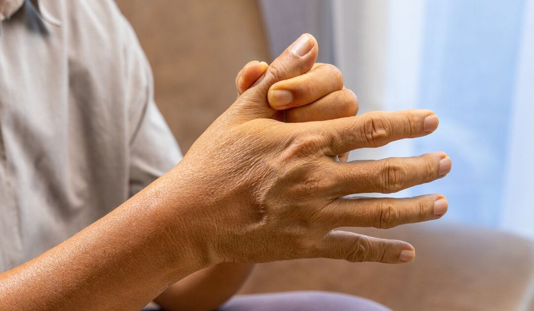 Dolor Crónico de Articulaciones: Causas, Tratamientos y Opciones para Mejorar la Calidad de Vida